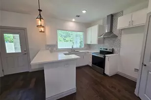 2105 Tiger Trail, Round Rock, TX 78664 - Photo 4