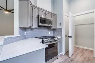 2109 Cervin Blvd, Austin, TX 78728 - Photo 6