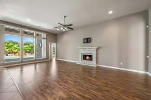 544 Wiltshire Dr, Hutto, TX 78634 - Photo 8