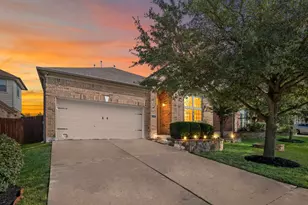 544 Wiltshire Dr, Hutto, TX 78634 - Photo 2