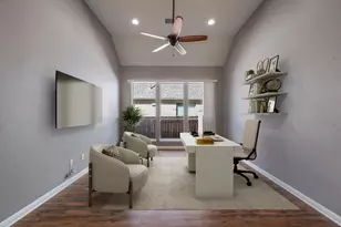 544 Wiltshire Dr, Hutto, TX 78634 - Photo 4