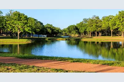 312 Interlaken Street, Fredericksburg, TX 78624 - Photo 8