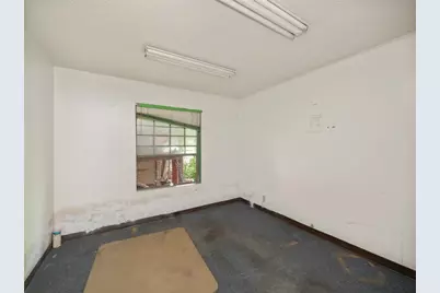 8212 Georgian Drive, Austin, TX 78753 - Photo 18