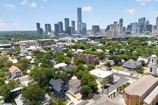 1205 E 9th St, Austin, TX 78702 - Photo 2