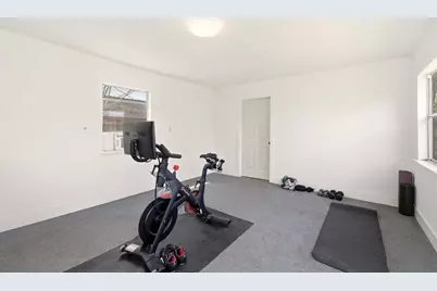 7804 Hardy Drive, Austin, TX 78757 - Photo 32