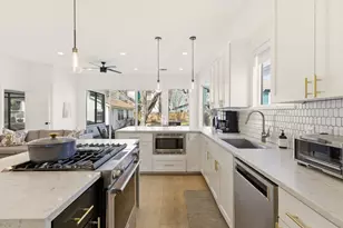 7804 Hardy Dr, Austin, TX 78757 - Photo 4