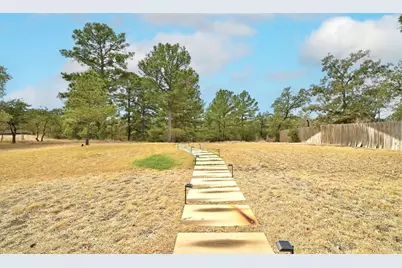 133 & 135 E Keanahalululu Lane, Bastrop, TX 78602 - Photo 26