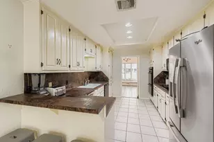 10705 Pinehurst Dr, Austin, TX 78747 - Photo 10