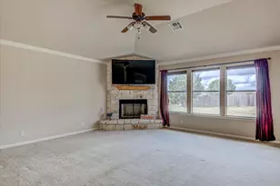 104 S Buckboard, Liberty Hill, TX 78642 - Photo 14