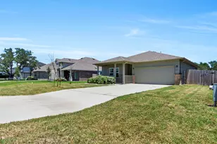 513 Lucky Ave, Bertram, TX 78605 - Photo 2