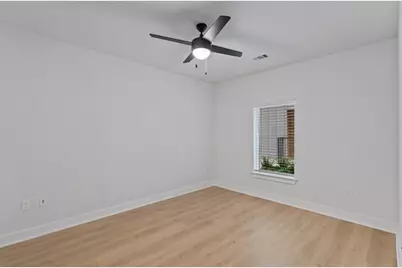 2500 Longview Street #105, Austin, TX 78705 - Photo 8