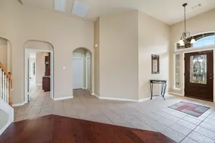 221 Abbey Dr, Austin, TX 78737 - Photo 4