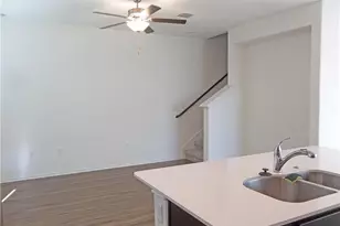 15209 Spruce Frost Cv, Del Valle, TX 78617 - Photo 8