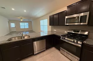 3820 Alpine Autumn Dr, Austin, TX 78744 - Photo 6