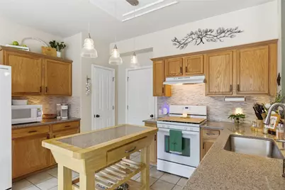 9109 Wampton Way, Austin, TX 78749 - Photo 10