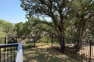21825 Surrey Ln, Lago Vista, TX 78645 - Photo 12