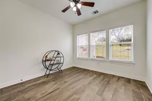 21825 Surrey Ln, Lago Vista, TX 78645 - Photo 8