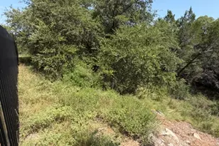 21825 Surrey Ln, Lago Vista, TX 78645 - Photo 32