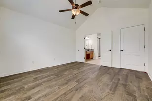 21825 Surrey Ln, Lago Vista, TX 78645 - Photo 18