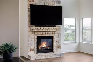 21825 Surrey Ln, Lago Vista, TX 78645 - Photo 6