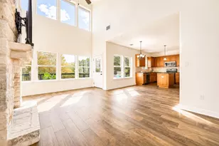 21825 Surrey Ln, Lago Vista, TX 78645 - Photo 2