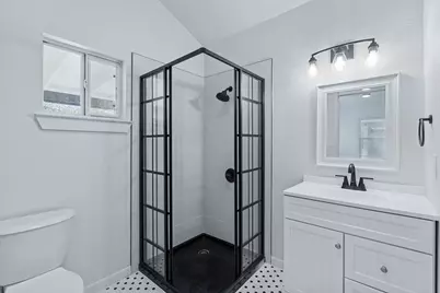 105 Riverside Drive, San Marcos, TX 78666 - Photo 8