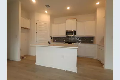13211 Keefer Drive, Austin, TX 78652 - Photo 4