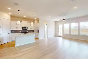13211 Keefer Dr, Austin, TX 78652 - Photo 2