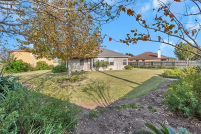 310 Stewart Drive, Hutto, TX 78634 - Photo 22
