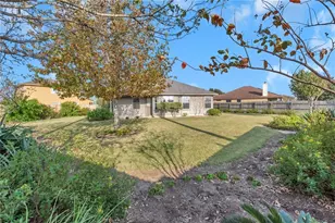 310 Stewart Dr, Hutto, TX 78634 - Photo 22