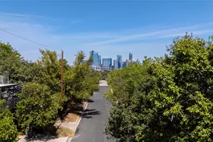 711 Jewell St, Austin, TX 78704 - Photo 4