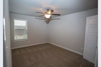 113 Lakeview Court, Kyle, TX 78640 - Photo 12