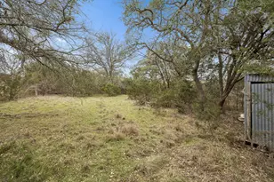 1398 Lazy Forest Forest, New Braunfels, TX 78132 - Photo 20