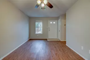 202 S College St, Georgetown, TX 78626 - Photo 12