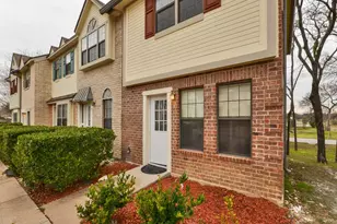 202 S College St, Georgetown, TX 78626 - Photo 4