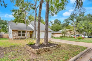 9706 Moorberry St, Austin, TX 78729 - Photo 24