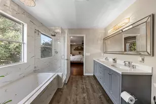4104 Seldalia Trail, Austin, TX 78732 - Photo 22