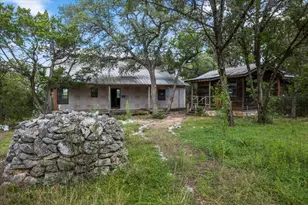 701 Old Oaks Ranch Rd, Wimberley, TX 78676 - Photo 14