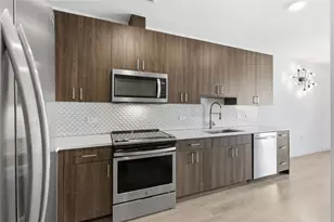 2213 Poquito St, Austin, TX 78722 - Photo 6