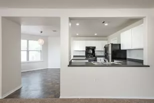 4618 Lyra Cir, Austin, TX 78744 - Photo 12