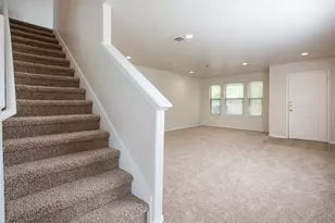 4618 Lyra Cir, Austin, TX 78744 - Photo 18