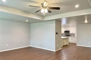 450 S Leon St, Giddings, TX 78942 - Photo 12