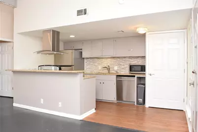 5601 Woodrow Avenue #102, Austin, TX 78756 - Photo 6