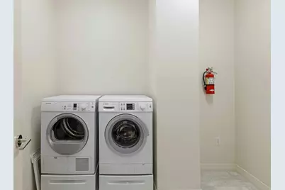 210 Lavaca Street #2105, Austin, TX 78701 - Photo 28