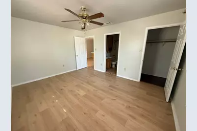 2907 Whisper Oaks Lane, Georgetown, TX 78628 - Photo 10