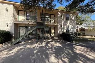 2907 Whisper Oaks Ln, Georgetown, TX 78628 - Photo 2