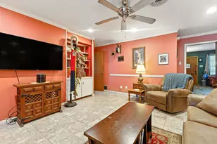 606 E Liberty Ave, Round Rock, TX 78664 - Photo 8