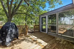 606 E Liberty Ave, Round Rock, TX 78664 - Photo 22