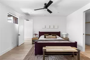 2804 E 22nd St, Austin, TX 78722 - Photo 28