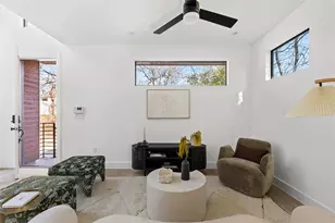 2804 E 22nd St, Austin, TX 78722 - Photo 26